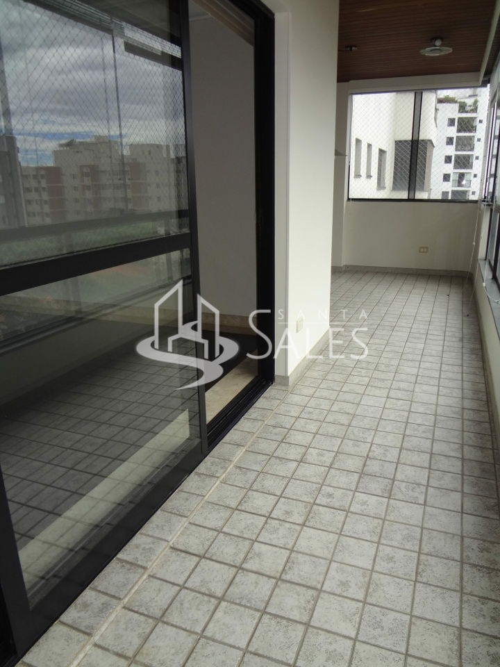 Apartamento para alugar com 4 quartos, 210m² - Foto 3
