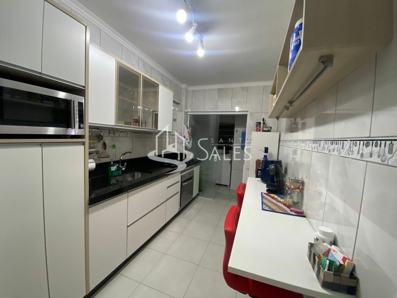 Apartamento à venda com 2 quartos, 62m² - Foto 4