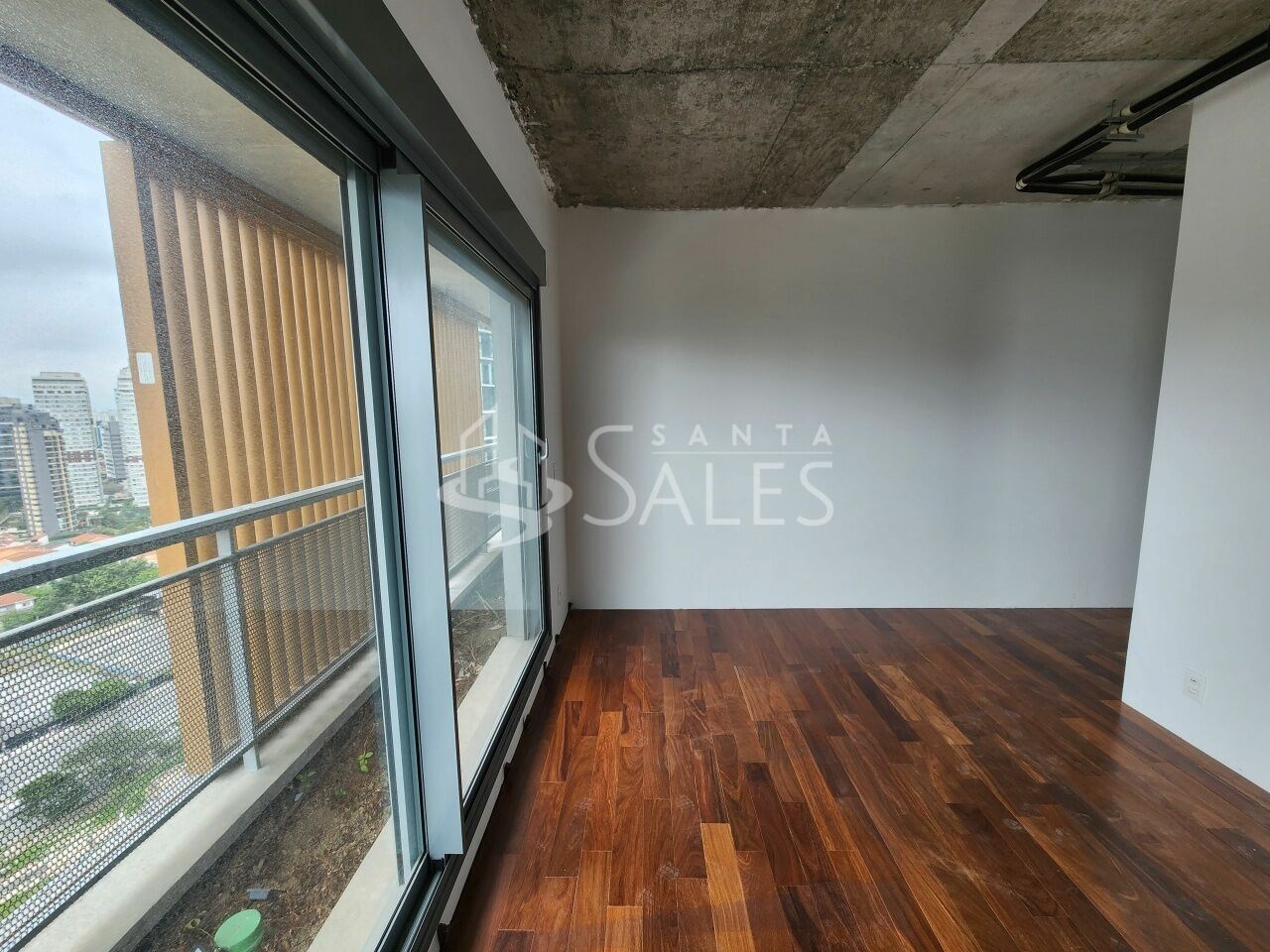 Apartamento à venda com 4 quartos, 167m² - Foto 1