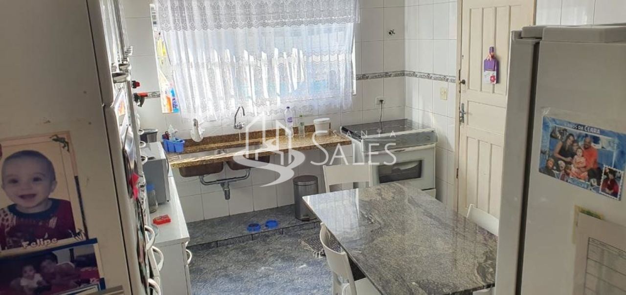 Sobrado à venda com 2 quartos, 120m² - Foto 4