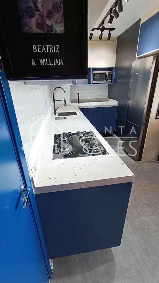 Apartamento à venda com 2 quartos, 34m² - Foto 8