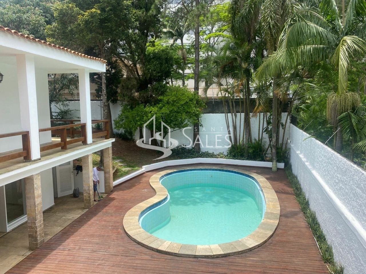 Casa para alugar com 4 quartos, 450m² - Foto 15