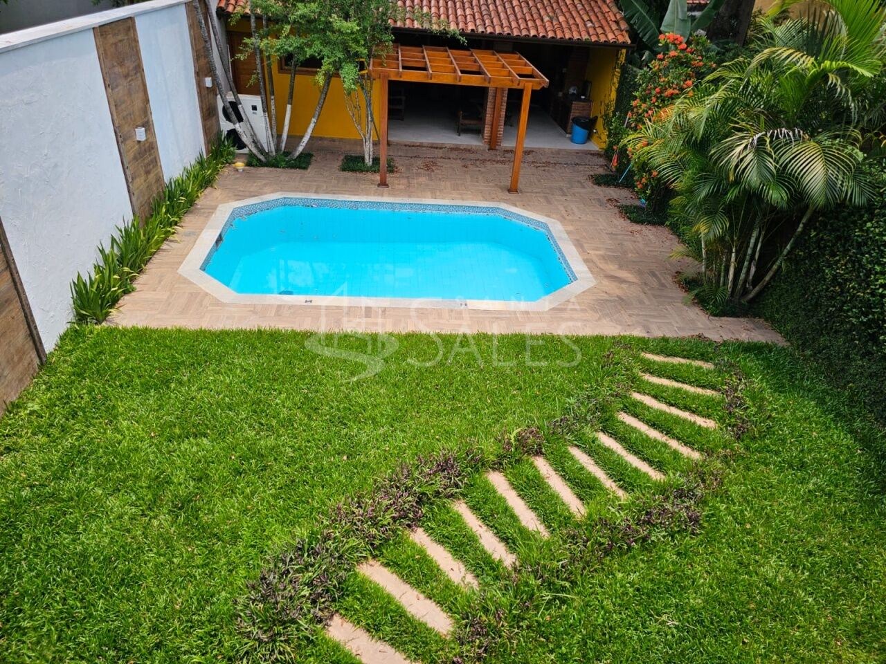 Casa à venda com 5 quartos, 330m² - Foto 30