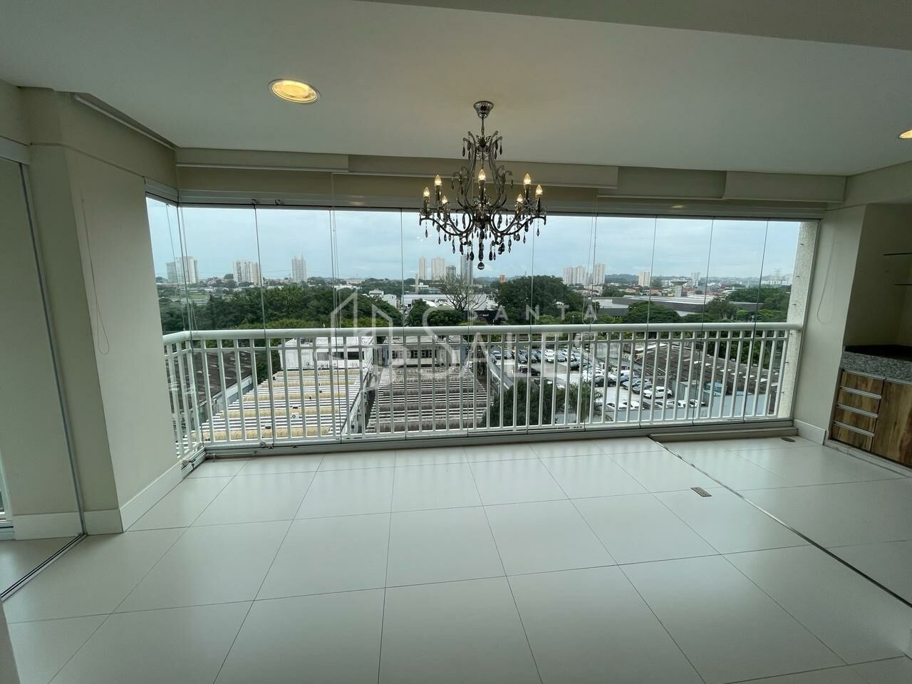 Apartamento à venda com 3 quartos, 134m² - Foto 1