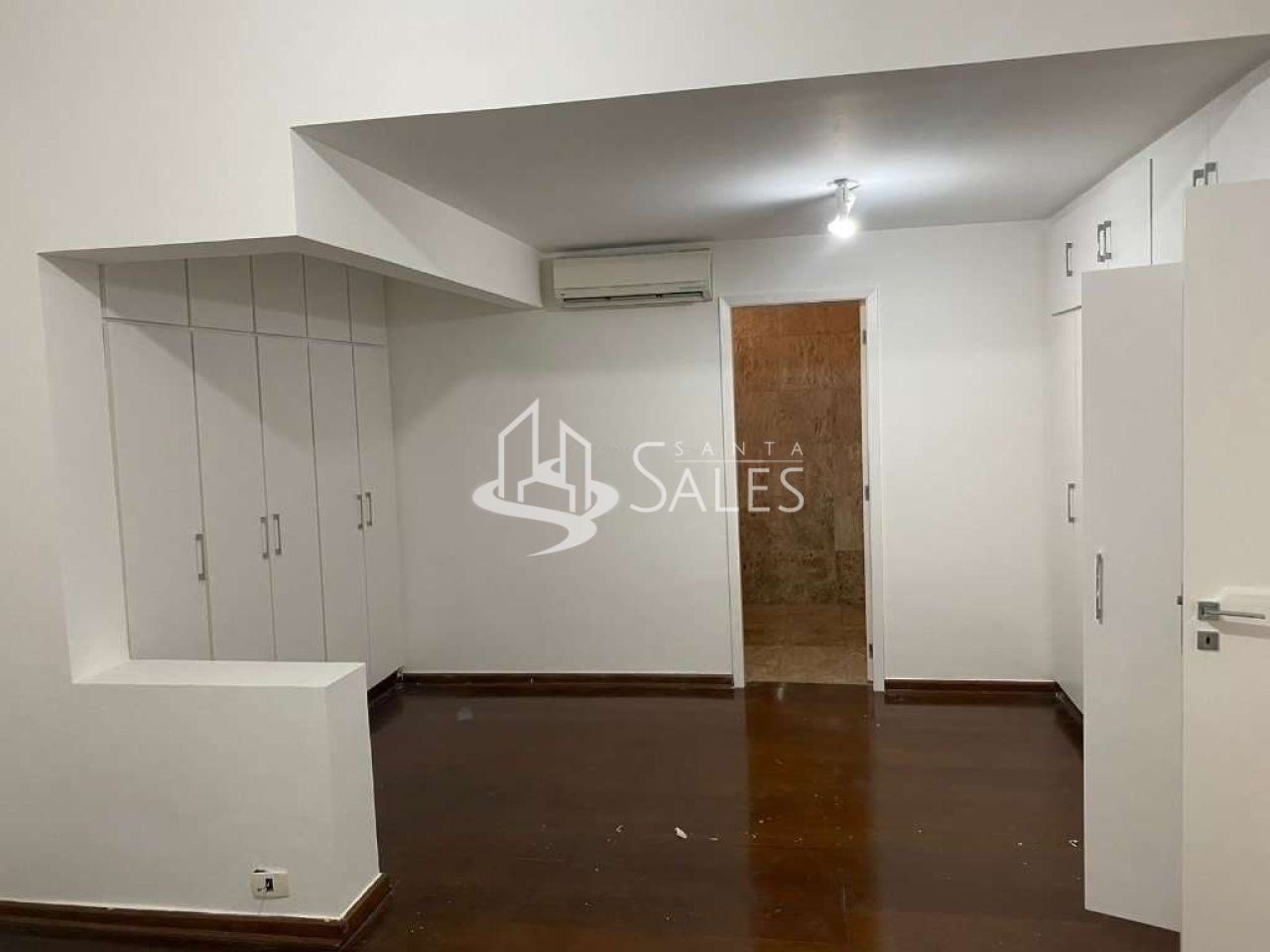 Casa à venda com 4 quartos, 540m² - Foto 15