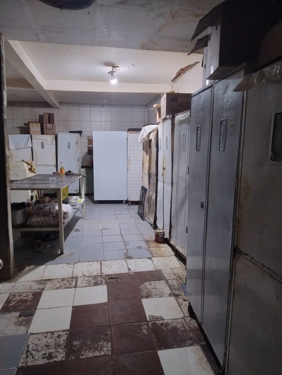 Loja-Salão, 200 m² - Foto 35