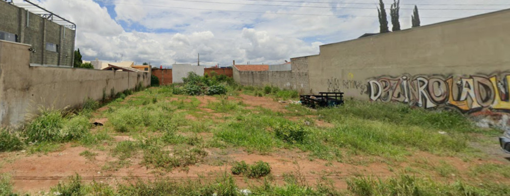 Loteamento e Condomínio, 1000 m² - Foto 1