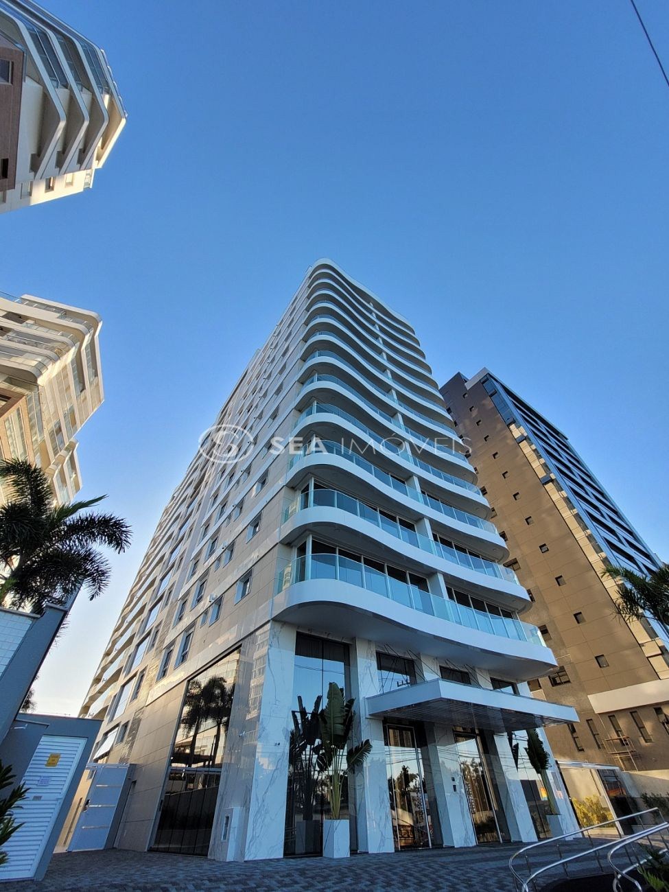 Apartamento, 4 quartos, 210 m² - Foto 2