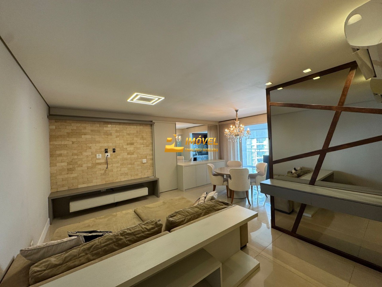 Apartamento, 3 quartos, 131 m² - Foto 2