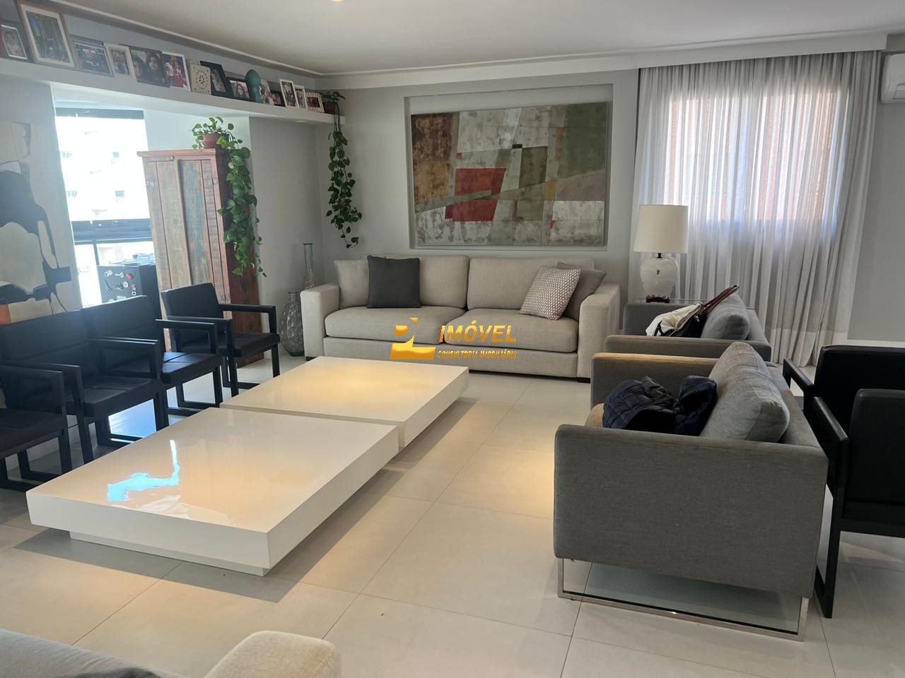 Apartamento, 3 quartos, 160 m² - Foto 1
