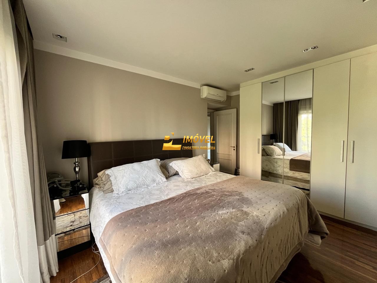 Apartamento, 4 quartos, 261 m² - Foto 11