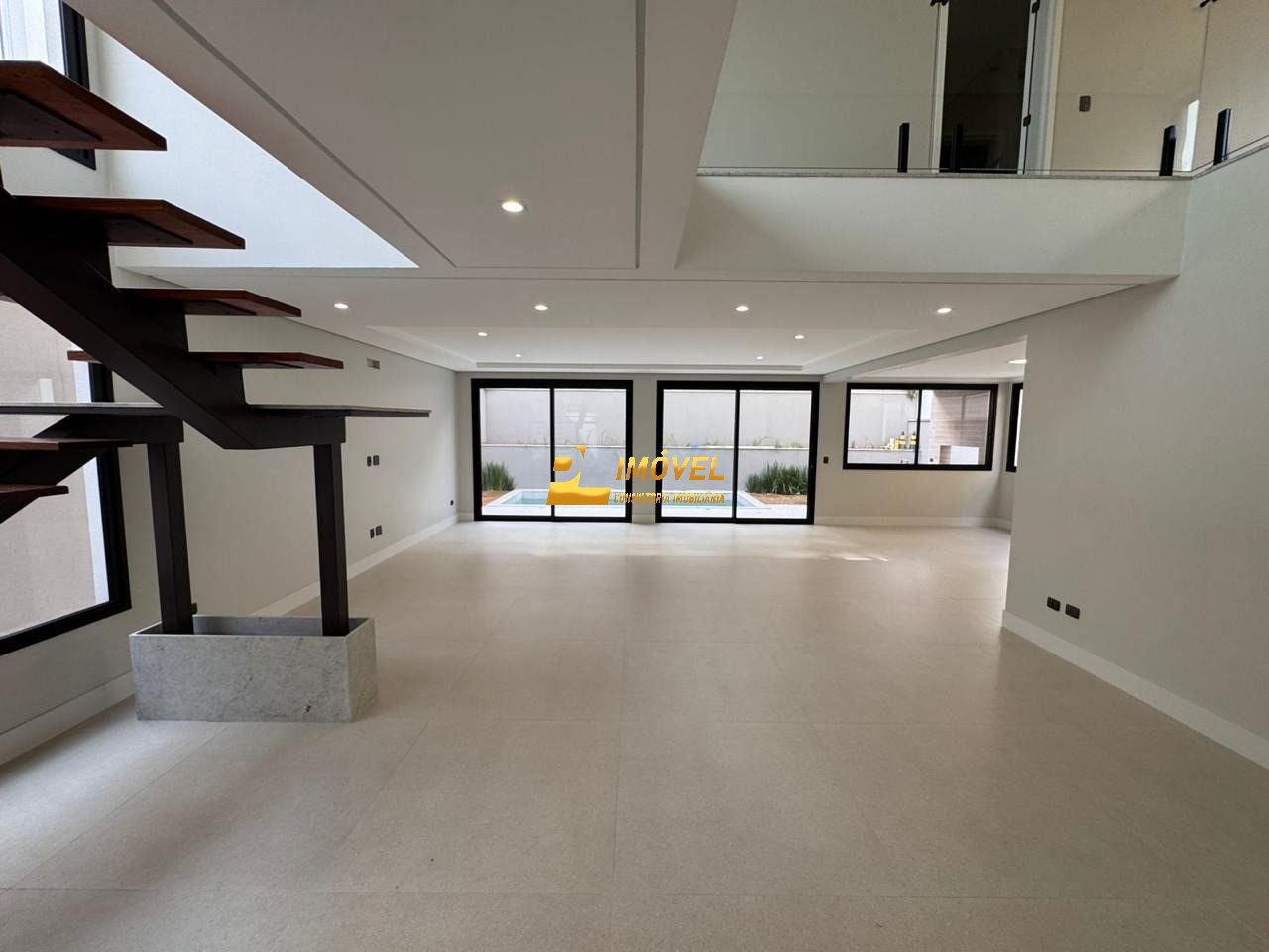 Casa, 4 quartos, 305 m² - Foto 32