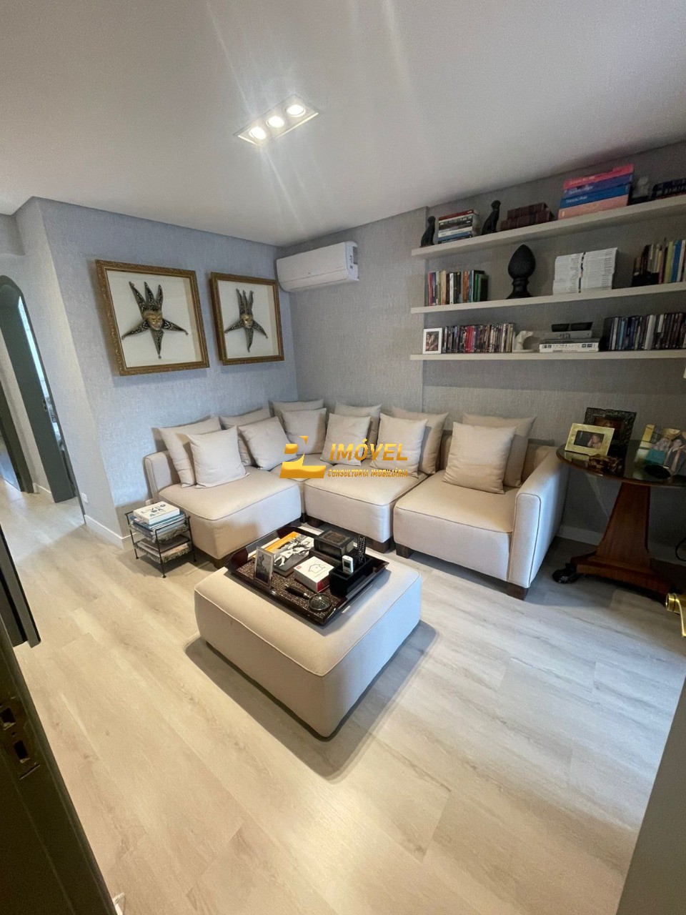 Apartamento, 3 quartos, 211 m² - Foto 4
