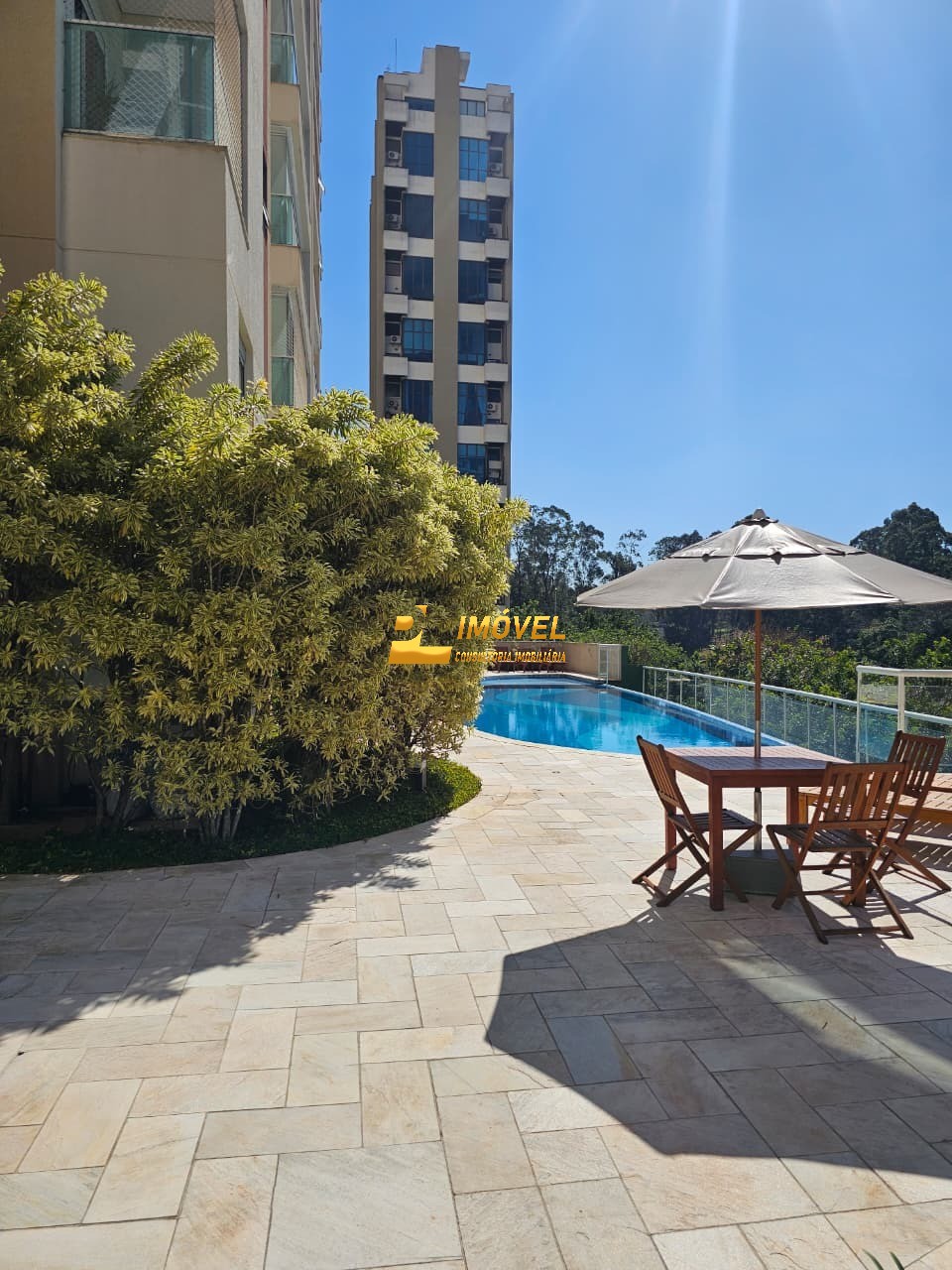 Apartamento, 3 quartos, 189 m² - Foto 2