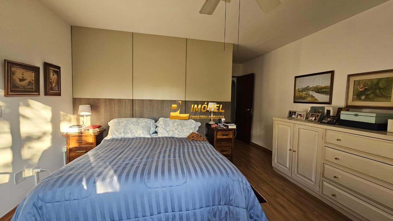 Casa, 4 quartos, 270 m² - Foto 14