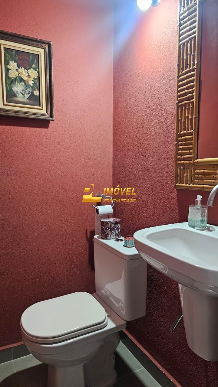 Casa, 4 quartos, 270 m² - Foto 12