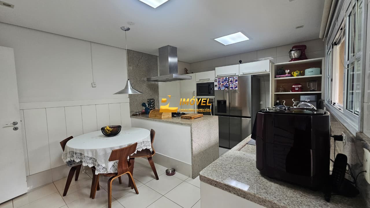 Casa, 4 quartos, 340 m² - Foto 8