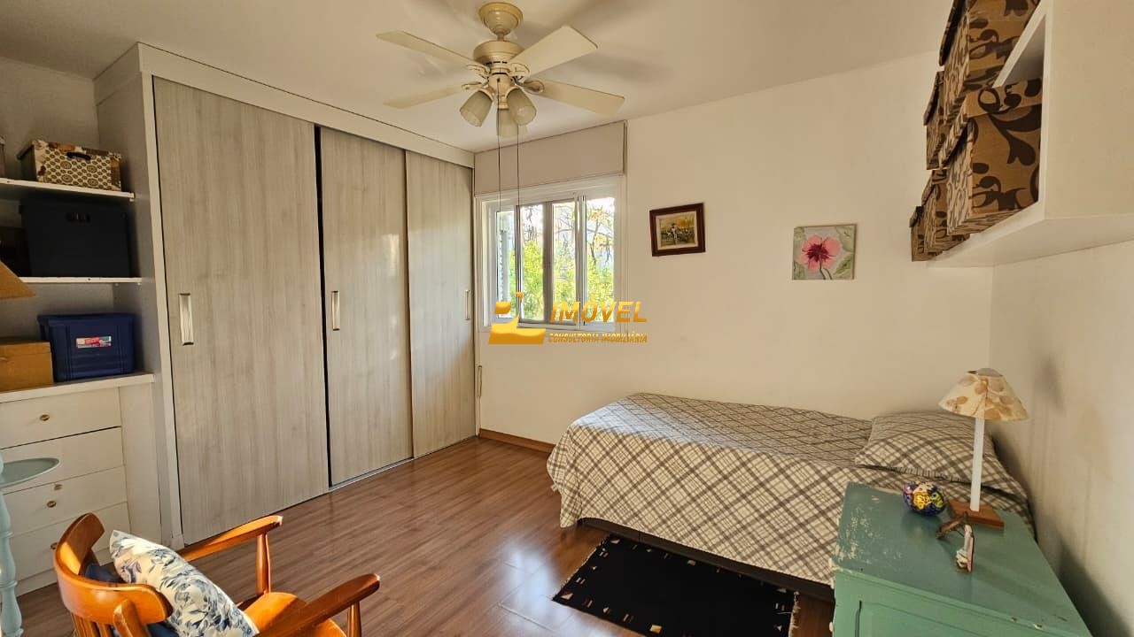 Casa, 4 quartos, 270 m² - Foto 16