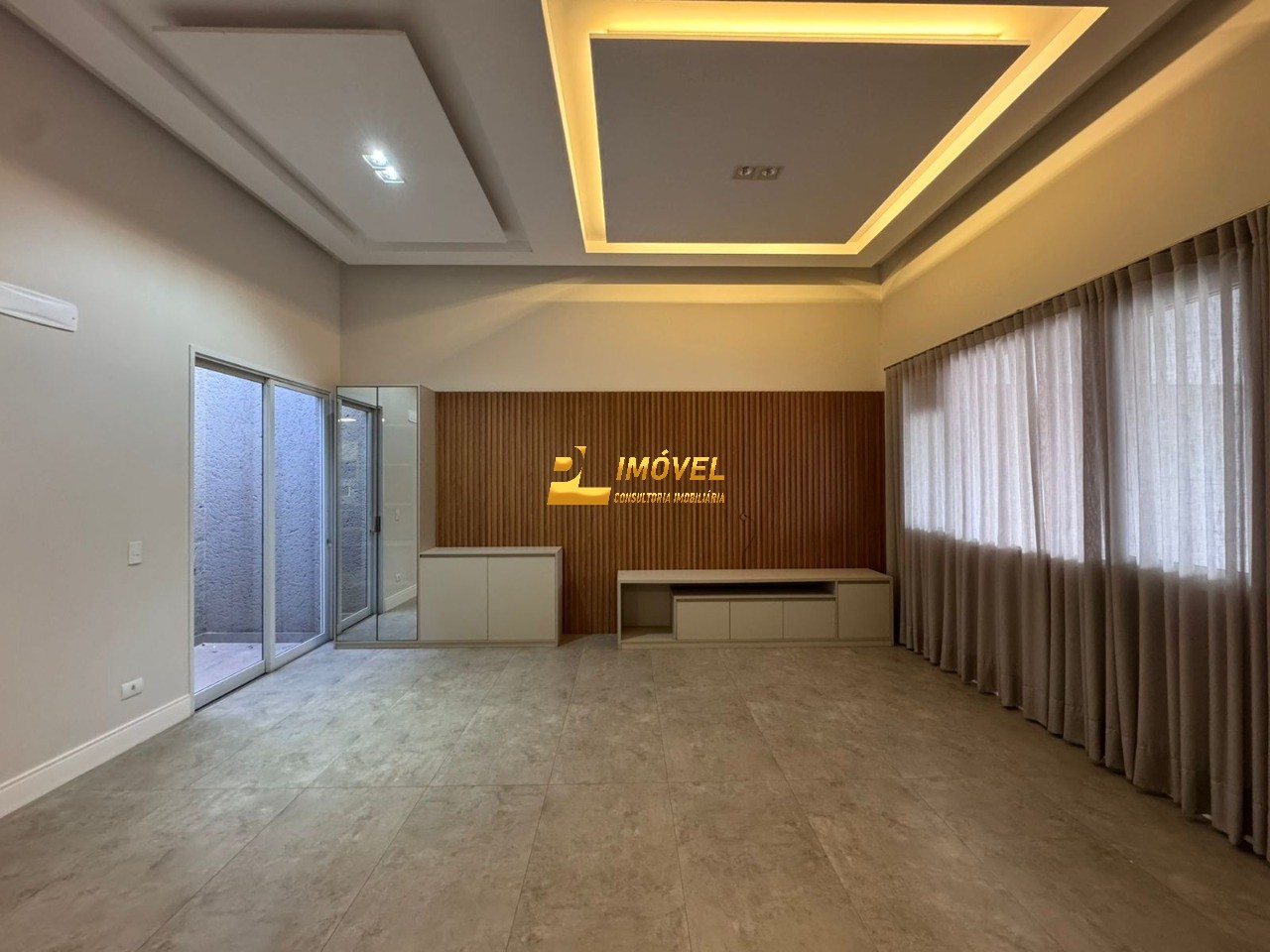 Casa, 3 quartos, 168 m² - Foto 1