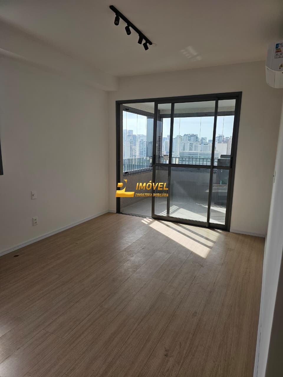 Apartamento, 1 quarto, 32 m² - Foto 2