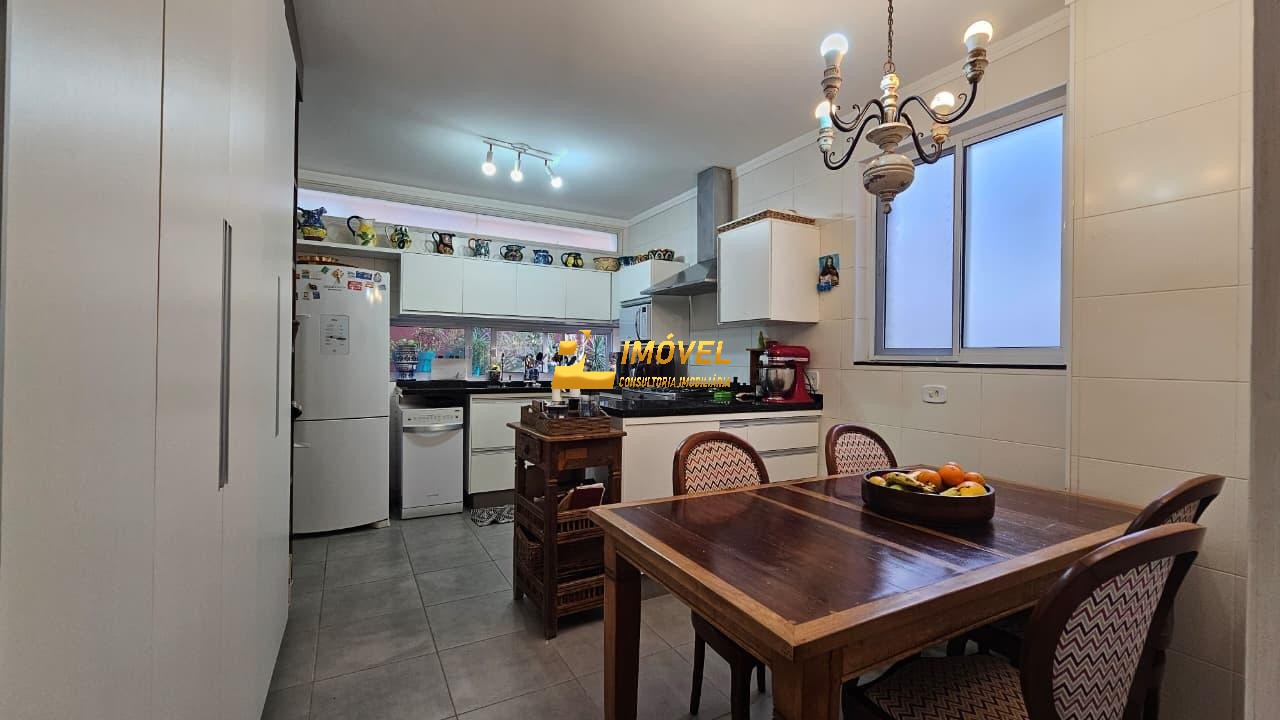 Casa, 4 quartos, 270 m² - Foto 4