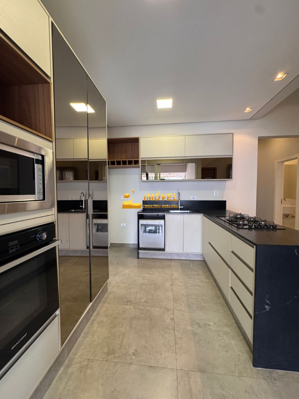 Casa, 3 quartos, 168 m² - Foto 3