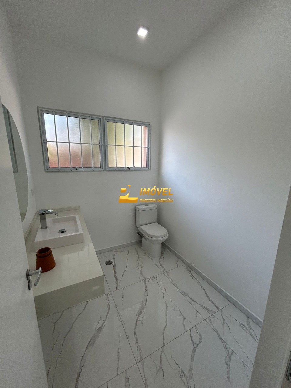 Casa, 5 quartos, 156 m² - Foto 2