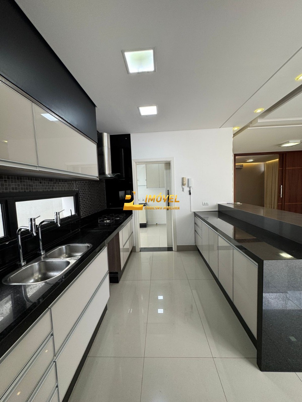 Casa, 3 quartos, 290 m² - Foto 16