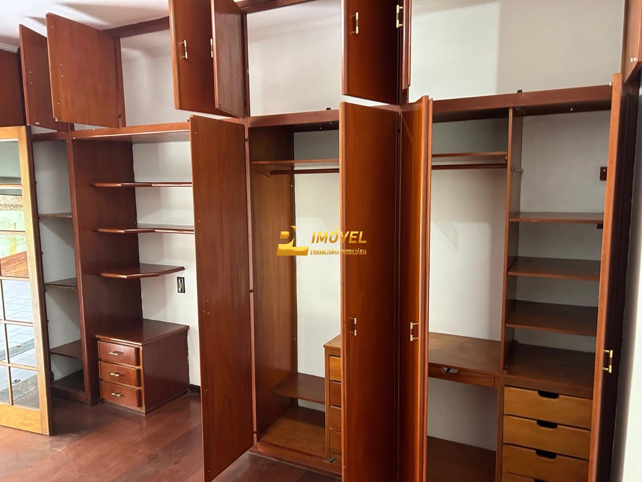 Casa, 3 quartos, 329 m² - Foto 22