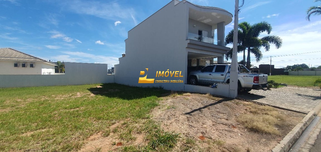 Casa, 3 quartos, 226 m² - Foto 2