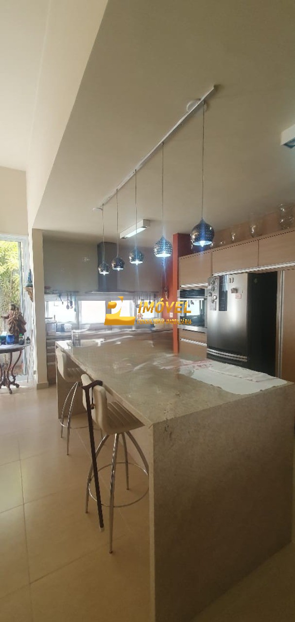 Casa, 3 quartos, 303 m² - Foto 24