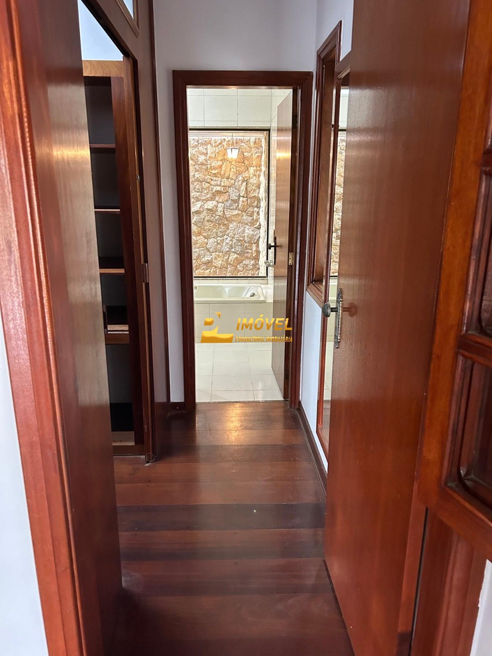 Casa, 3 quartos, 329 m² - Foto 32
