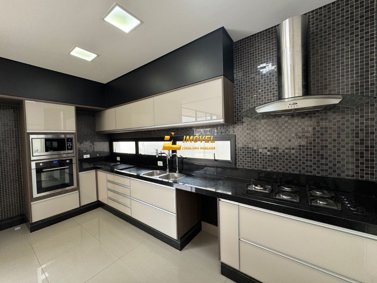 Casa, 3 quartos, 290 m² - Foto 18