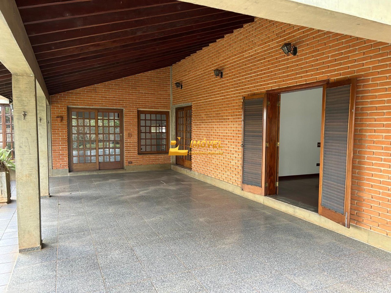 Casa, 3 quartos, 329 m² - Foto 1