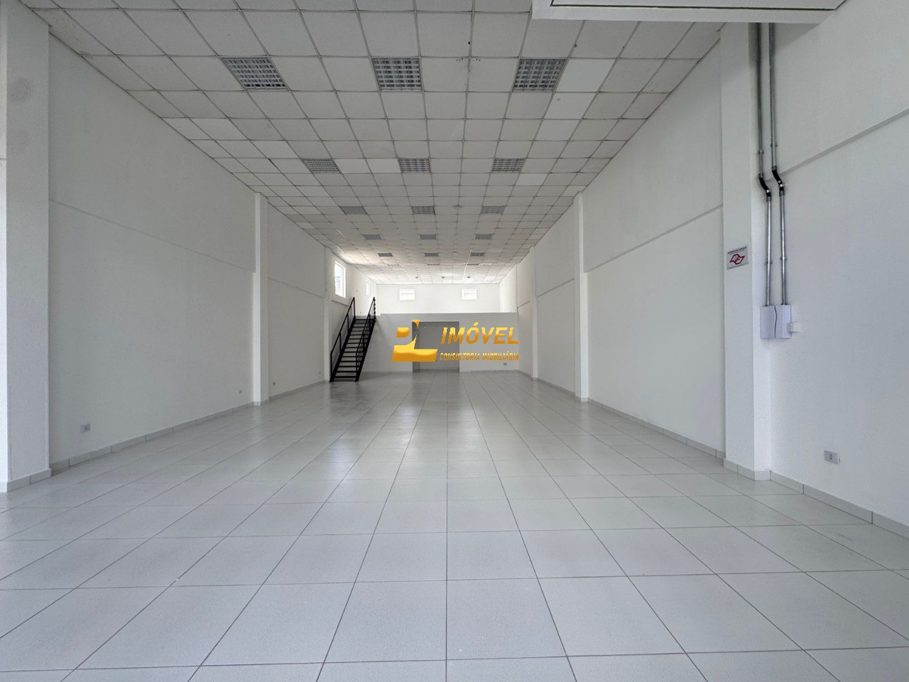 Loja-Salão, 253 m² - Foto 1