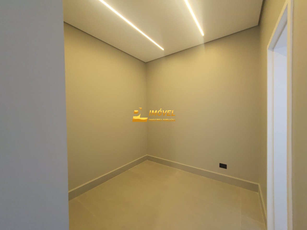Casa, 3 quartos, 274 m² - Foto 38