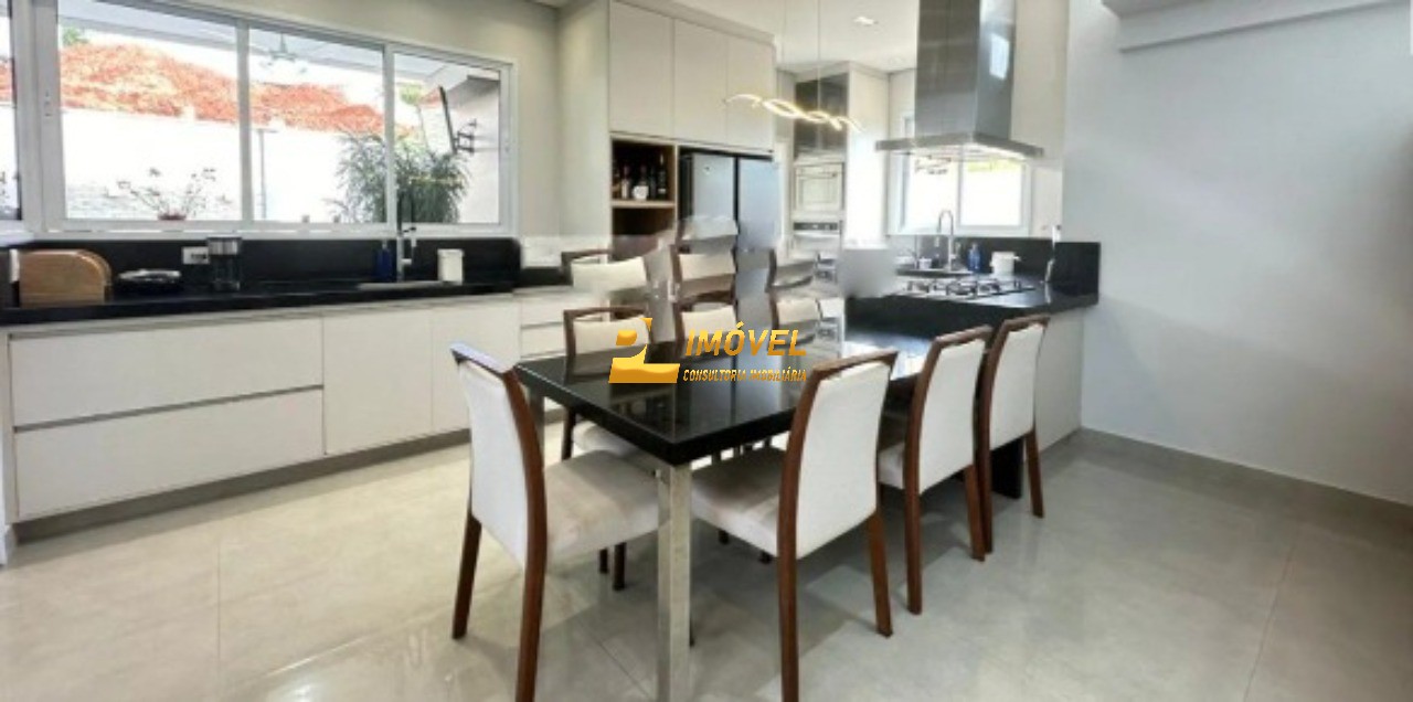 Casa, 3 quartos, 234 m² - Foto 7