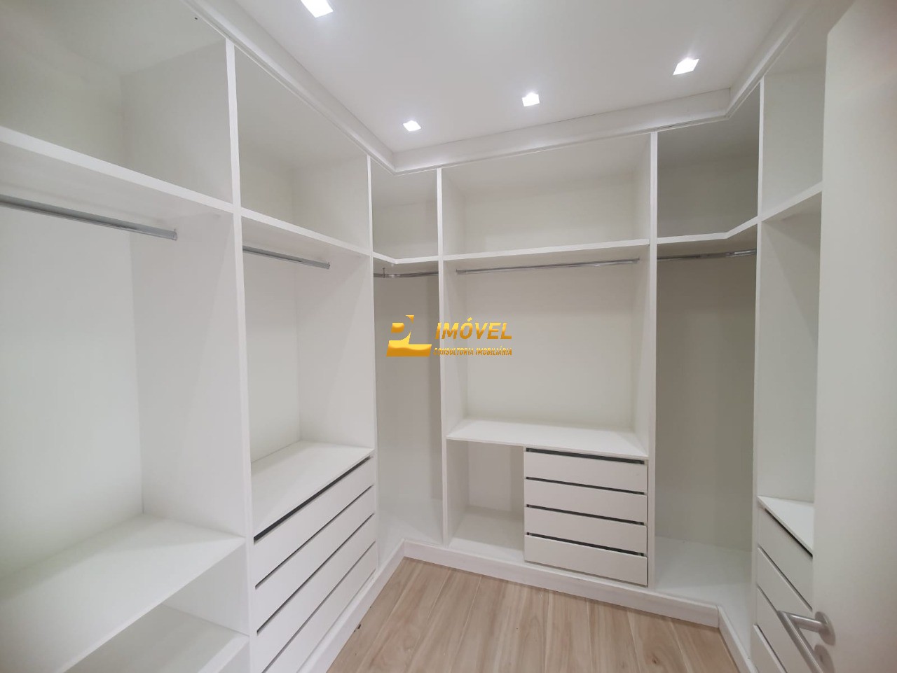 Casa, 3 quartos, 209 m² - Foto 17
