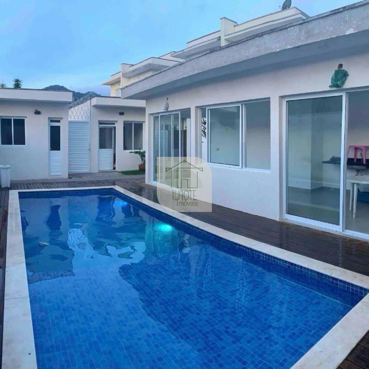 Casa de Condomínio à venda e aluguel com 2 quartos - Foto 1