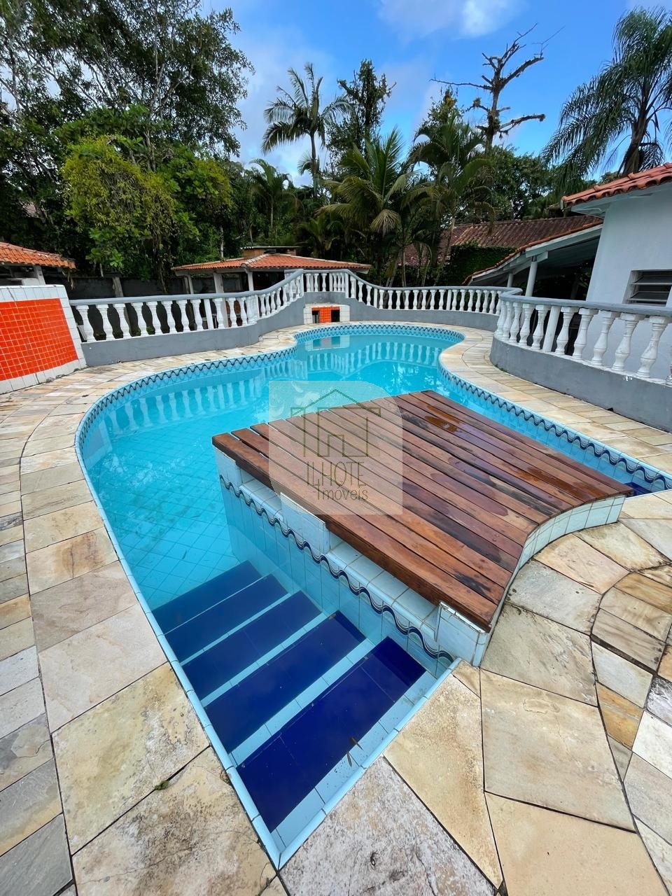 Apartamento à venda e aluguel com 2 quartos, 100m² - Foto 1