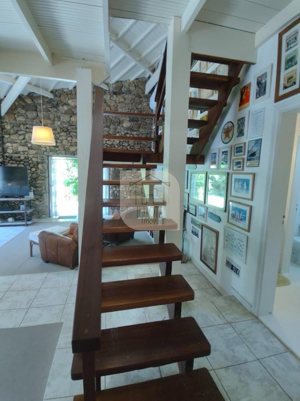 Casa à venda e aluguel com 3 quartos - Foto 33