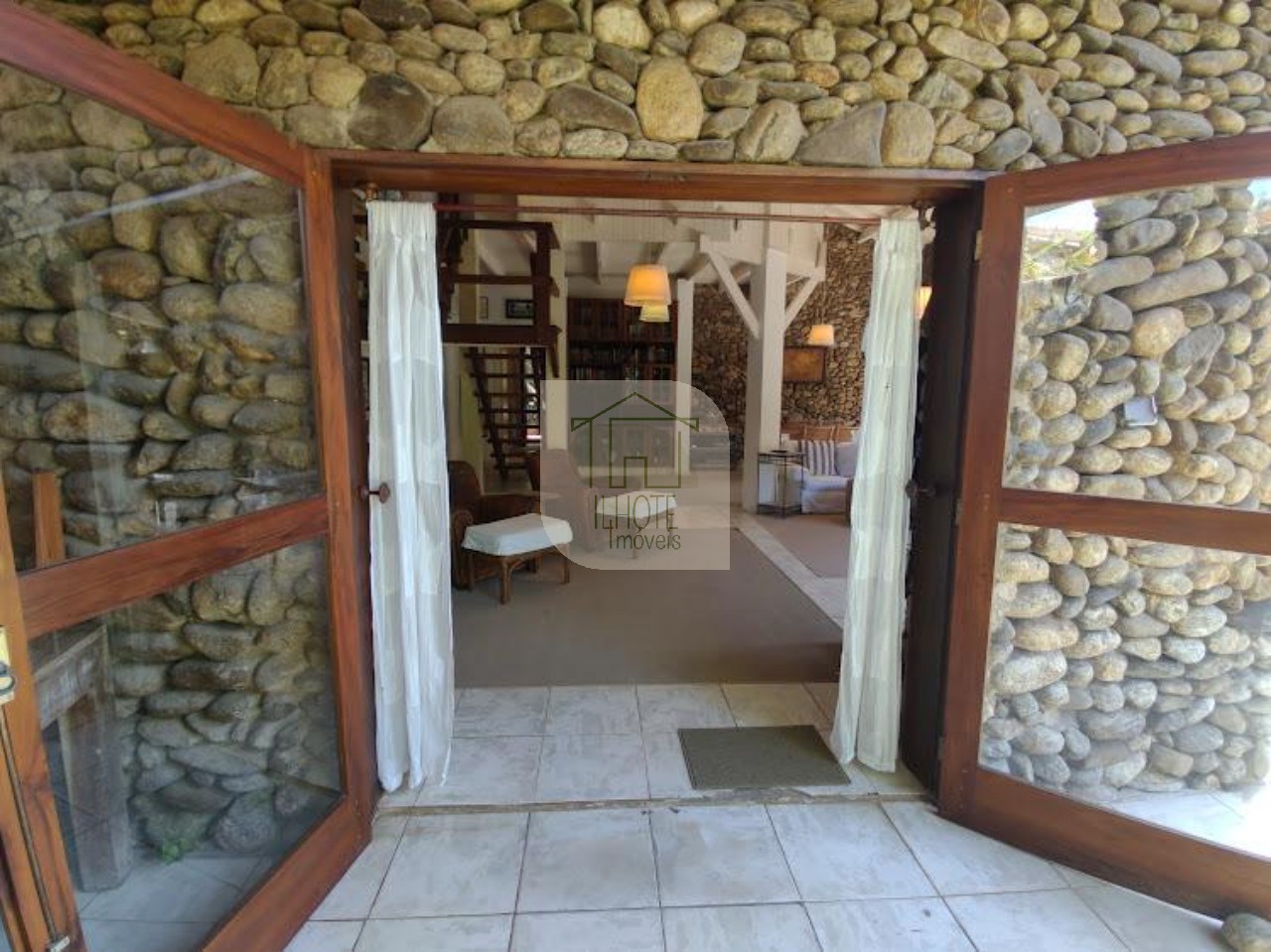 Casa à venda e aluguel com 3 quartos - Foto 10