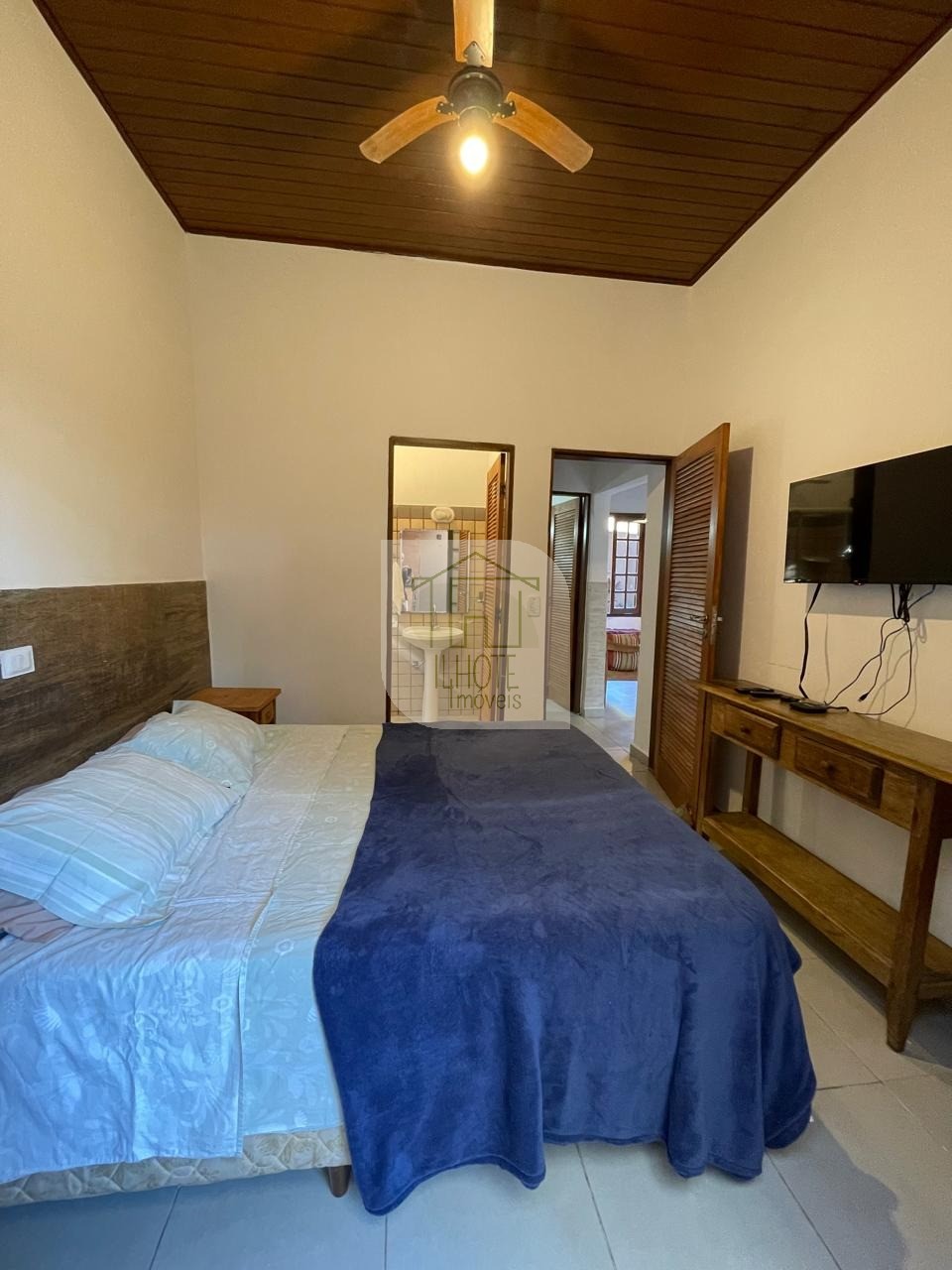Casa à venda e aluguel com 3 quartos, 270m² - Foto 28