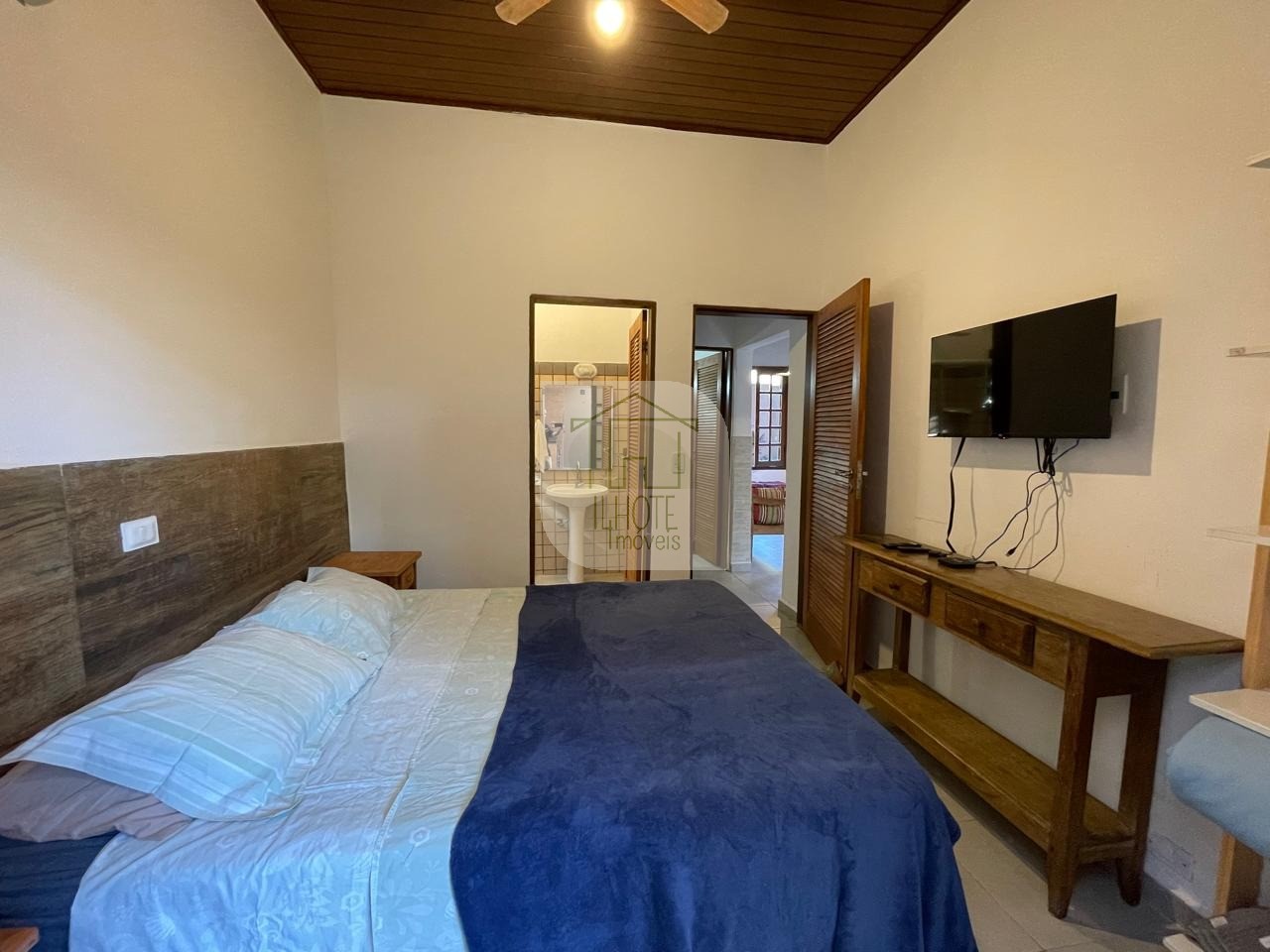 Casa à venda e aluguel com 3 quartos, 270m² - Foto 27
