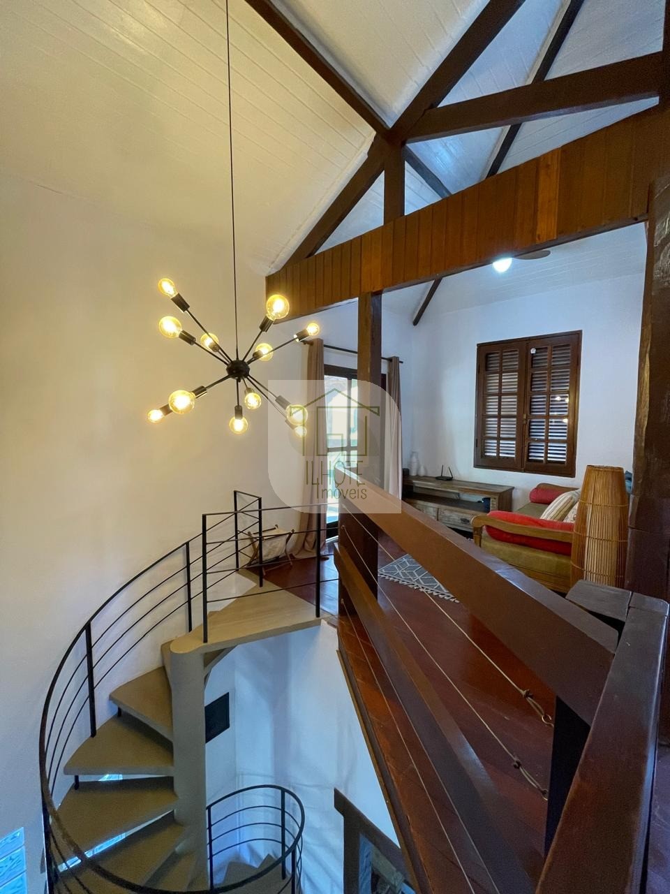 Casa à venda e aluguel com 3 quartos, 270m² - Foto 34