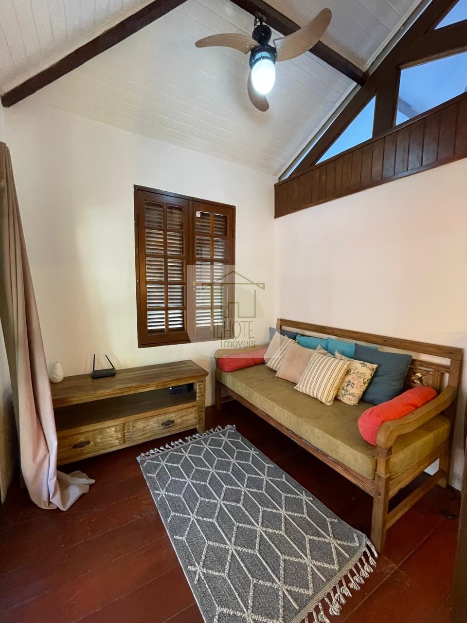 Casa à venda e aluguel com 3 quartos, 270m² - Foto 32