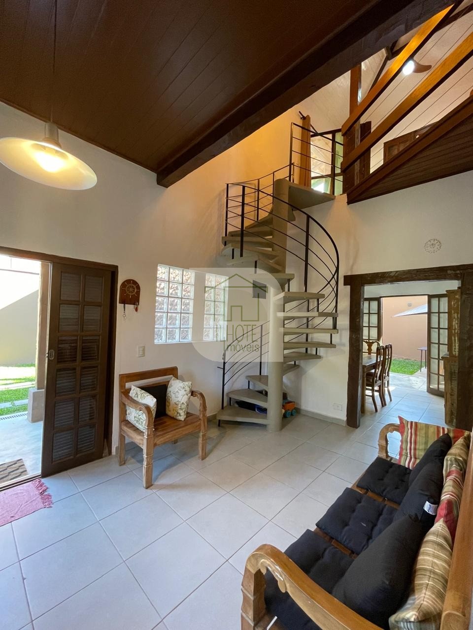 Casa à venda e aluguel com 3 quartos, 270m² - Foto 16