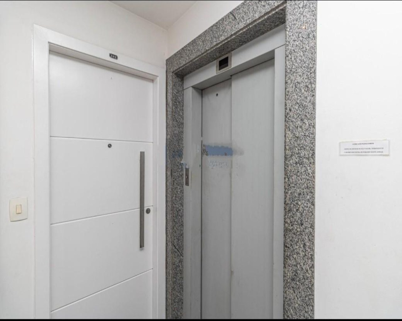 Cobertura espetacular no Jardim Oceânico com 4 suites piscina e próximo da praia