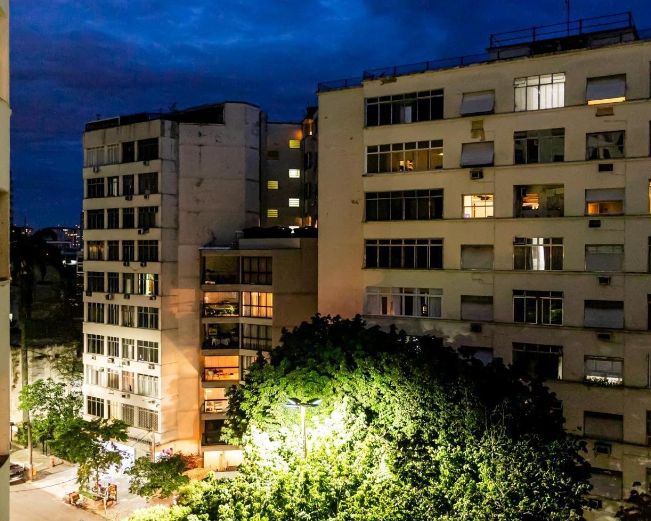 Apartamento aconchegante e reformado, mobiliado e equipado - Oportunidade!