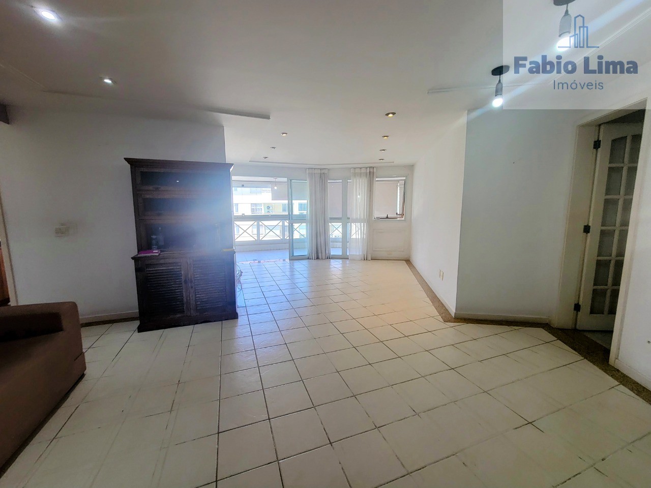 Apartamento, 3 quartos, 129 m² - Foto 2
